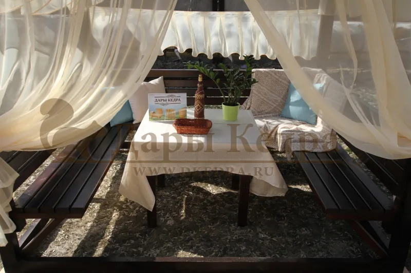 Беседка из дерева