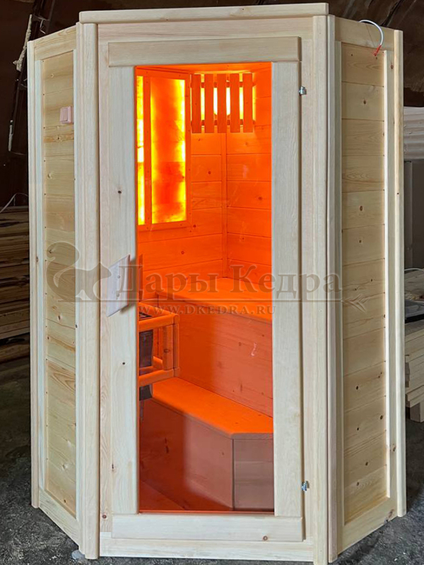 Одноместная угловая финская сауна кабина из кедра с электрокаменкой